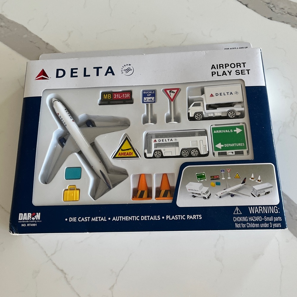 (NIB) ✈️ Delta Airport Play Set